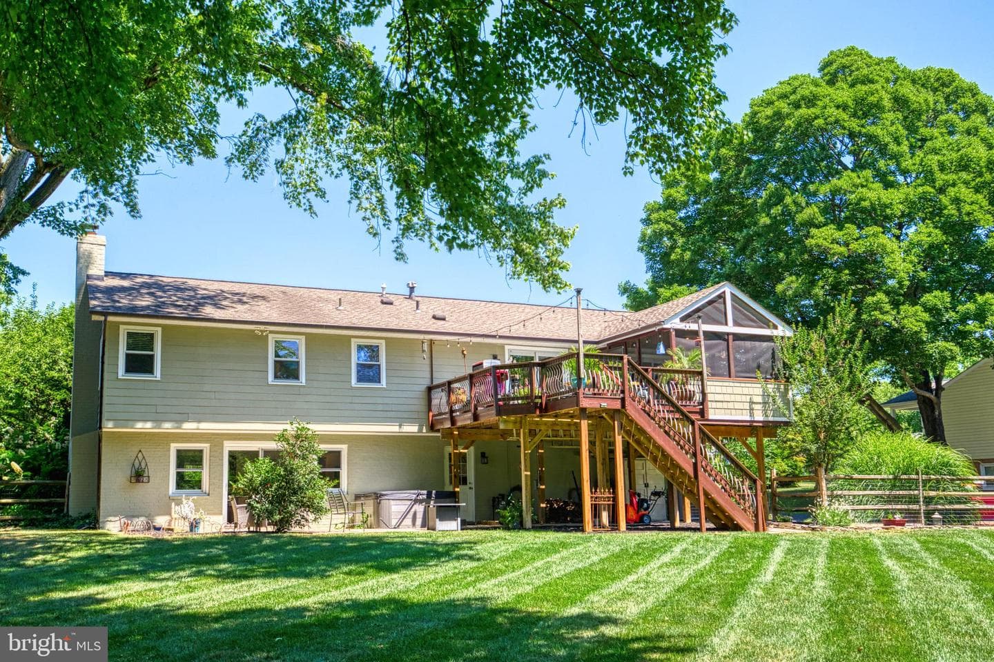 10411 Huntrace Way photo 31
