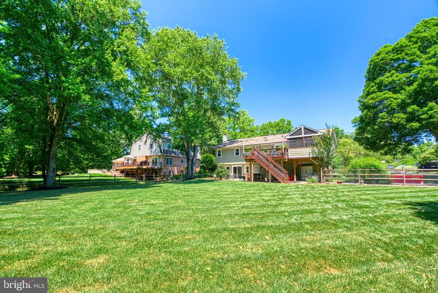 10411 Huntrace Way photo 32
