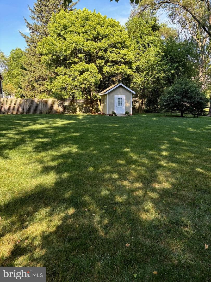 10411 Huntrace Way photo 34