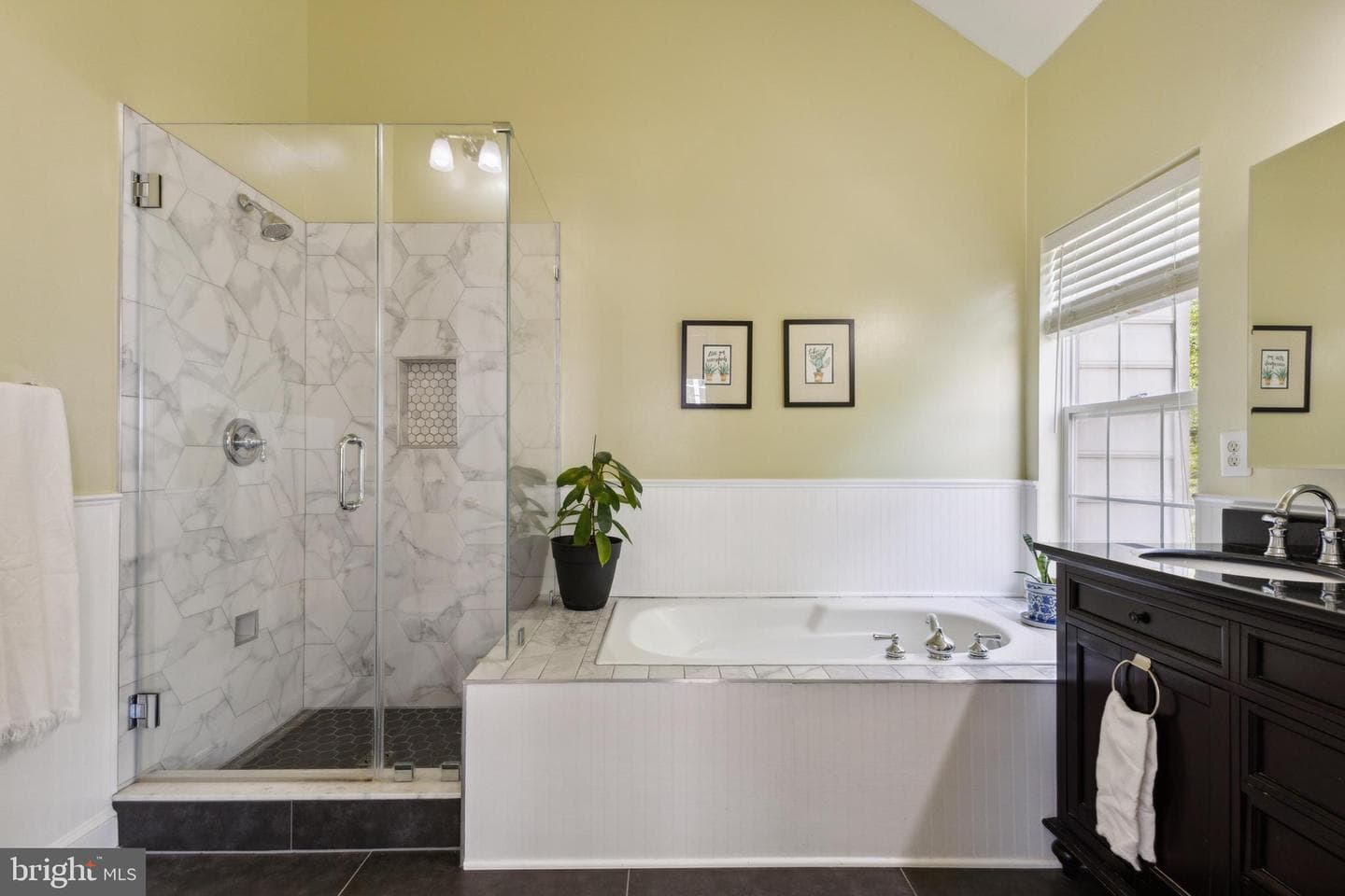 4782 Thornbury Drive photo 22