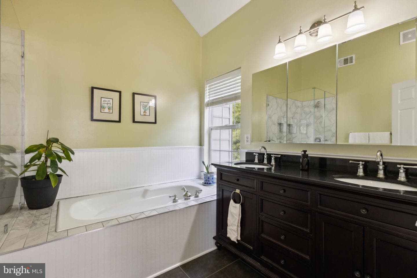 4782 Thornbury Drive photo 23