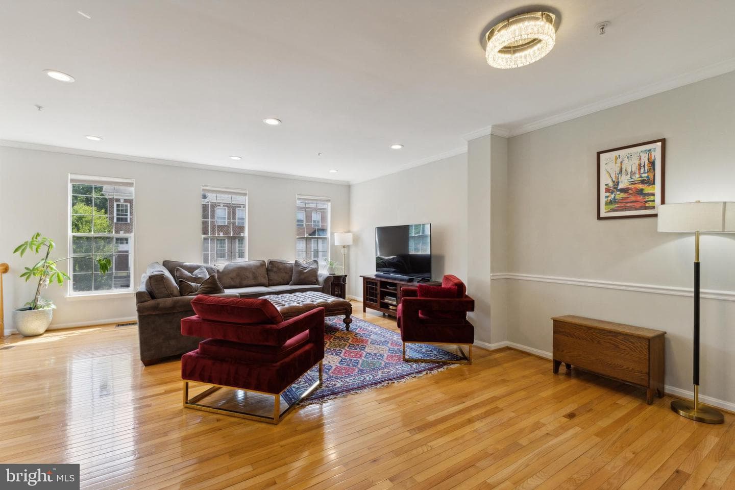 4782 Thornbury Drive photo 3