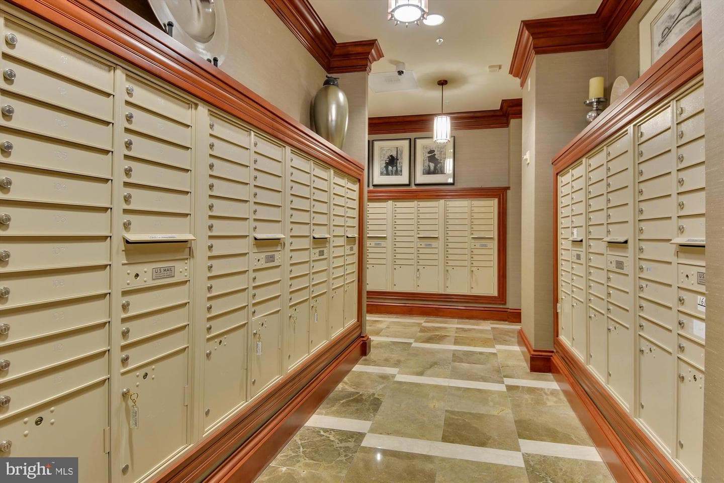 8220 Crestwood Heights Drive #618 photo 42