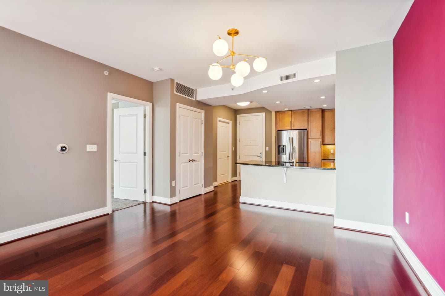 8220 Crestwood Heights Drive #618 photo 7