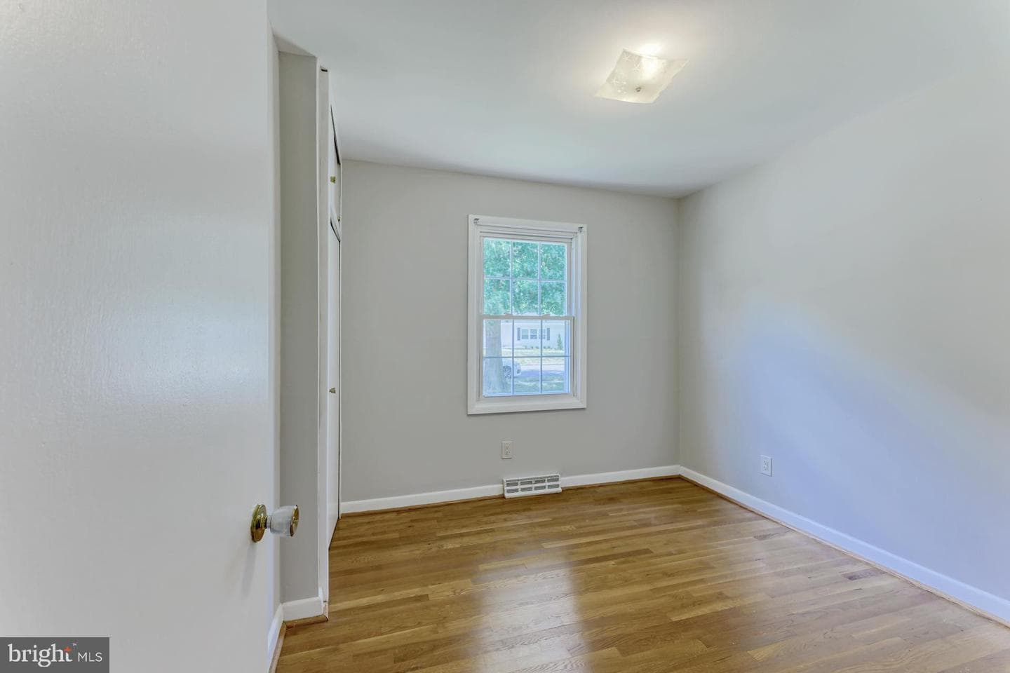 7949 Kidd Street photo 12