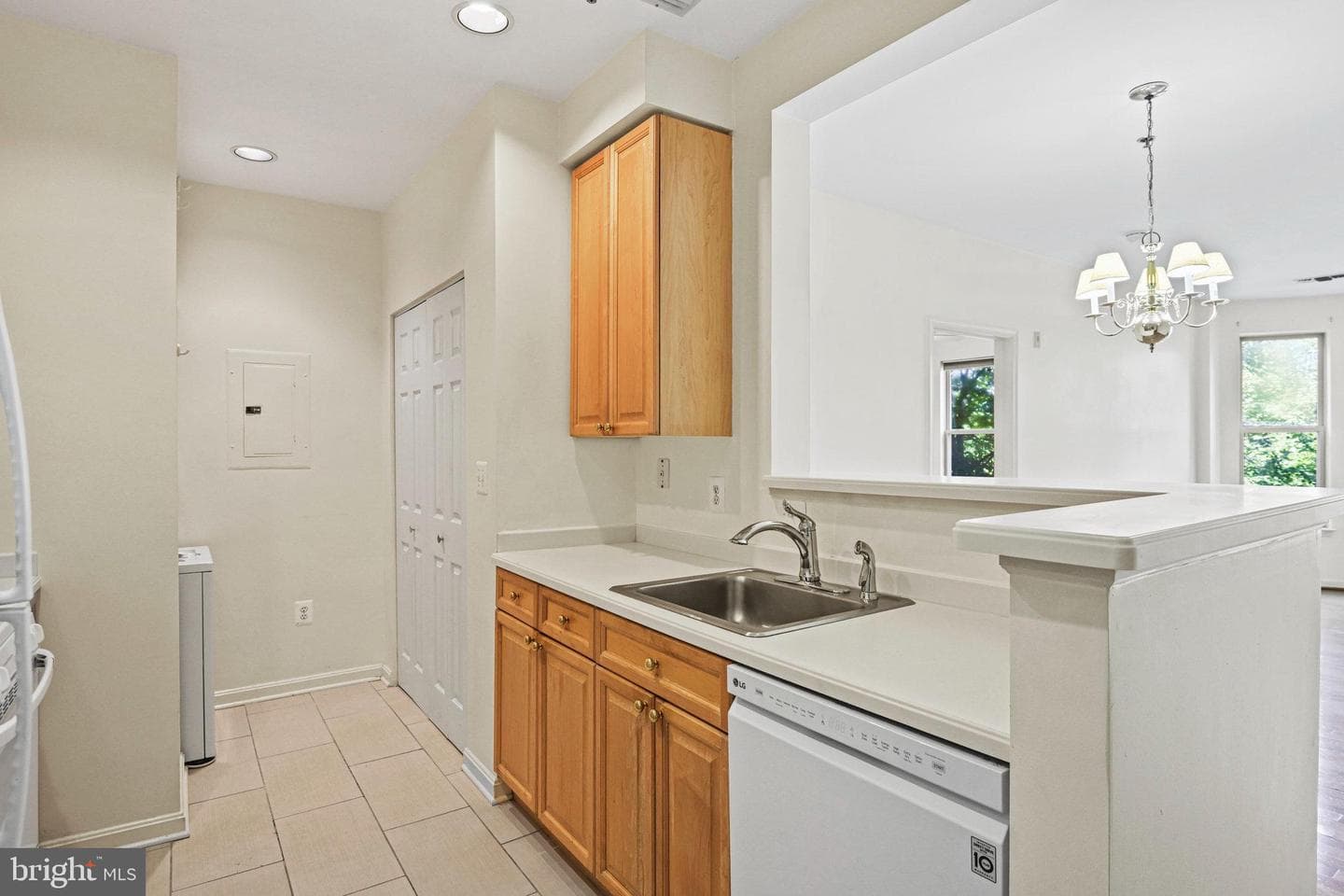 1855 Stratford Park Place #209 photo 12
