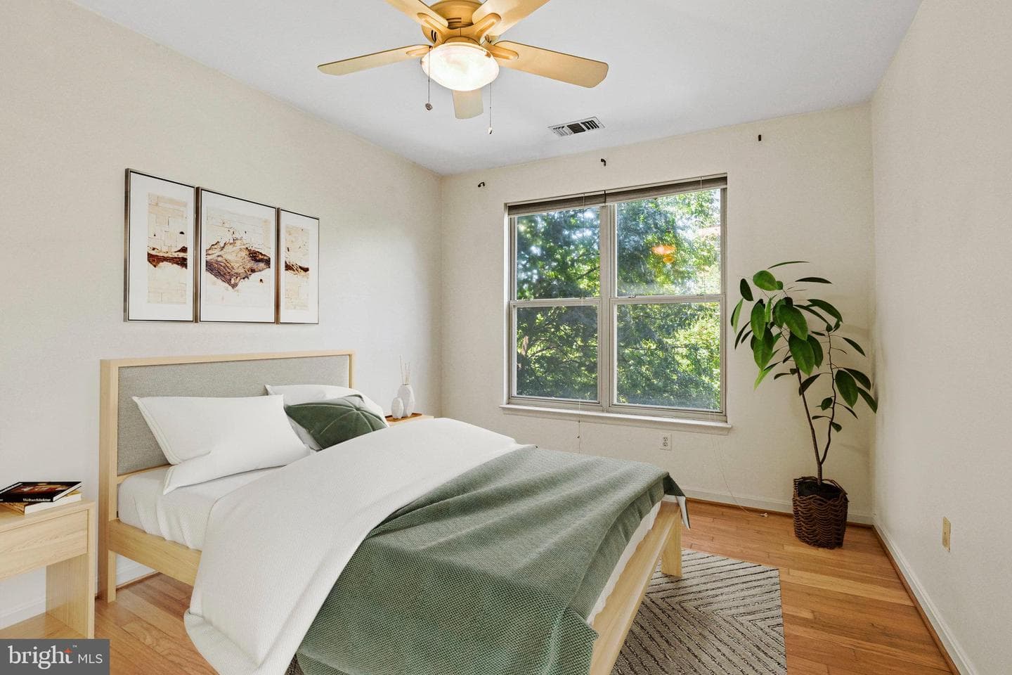 1855 Stratford Park Place #209 photo 18