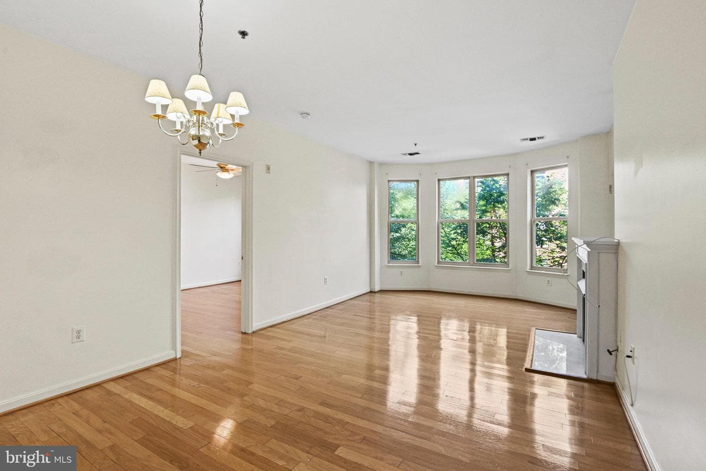 1855 Stratford Park Place #209 photo 8