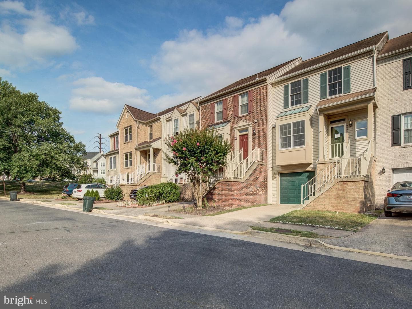 6454 Selby Court photo 3