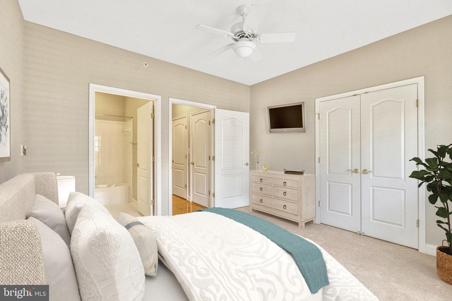2903 Saintsbury Plaza #407 photo 8