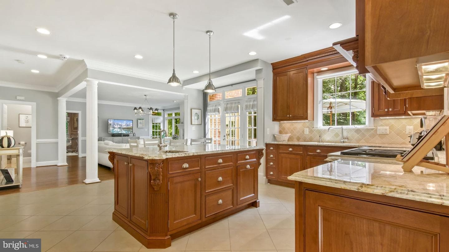 11317 Beach Mill Road photo 17