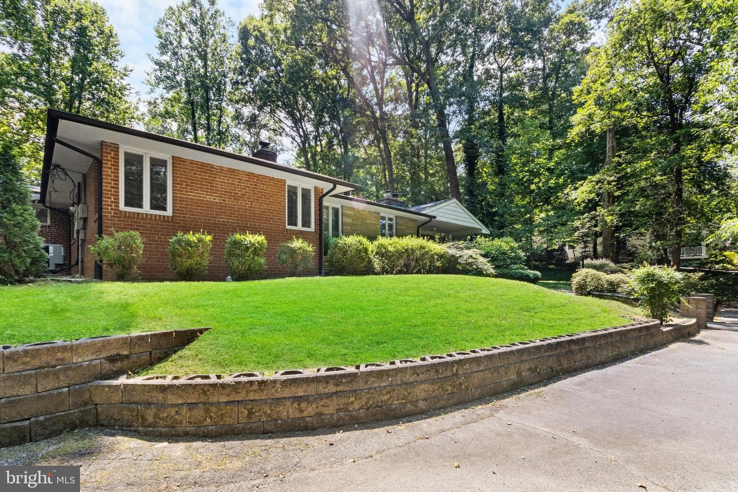 7400 Oriole Avenue photo 3