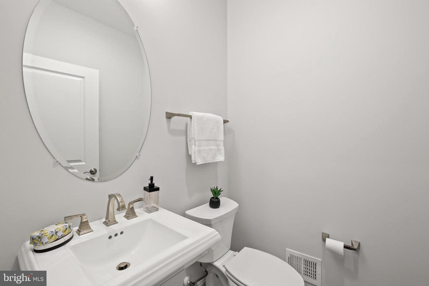 11319 Bellmont Drive photo 24