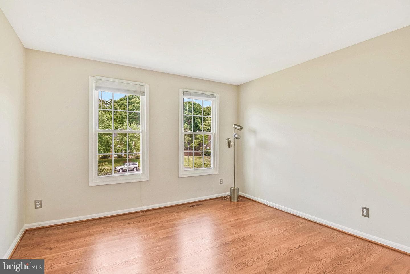 8306 Knotty Pine Lane photo 25