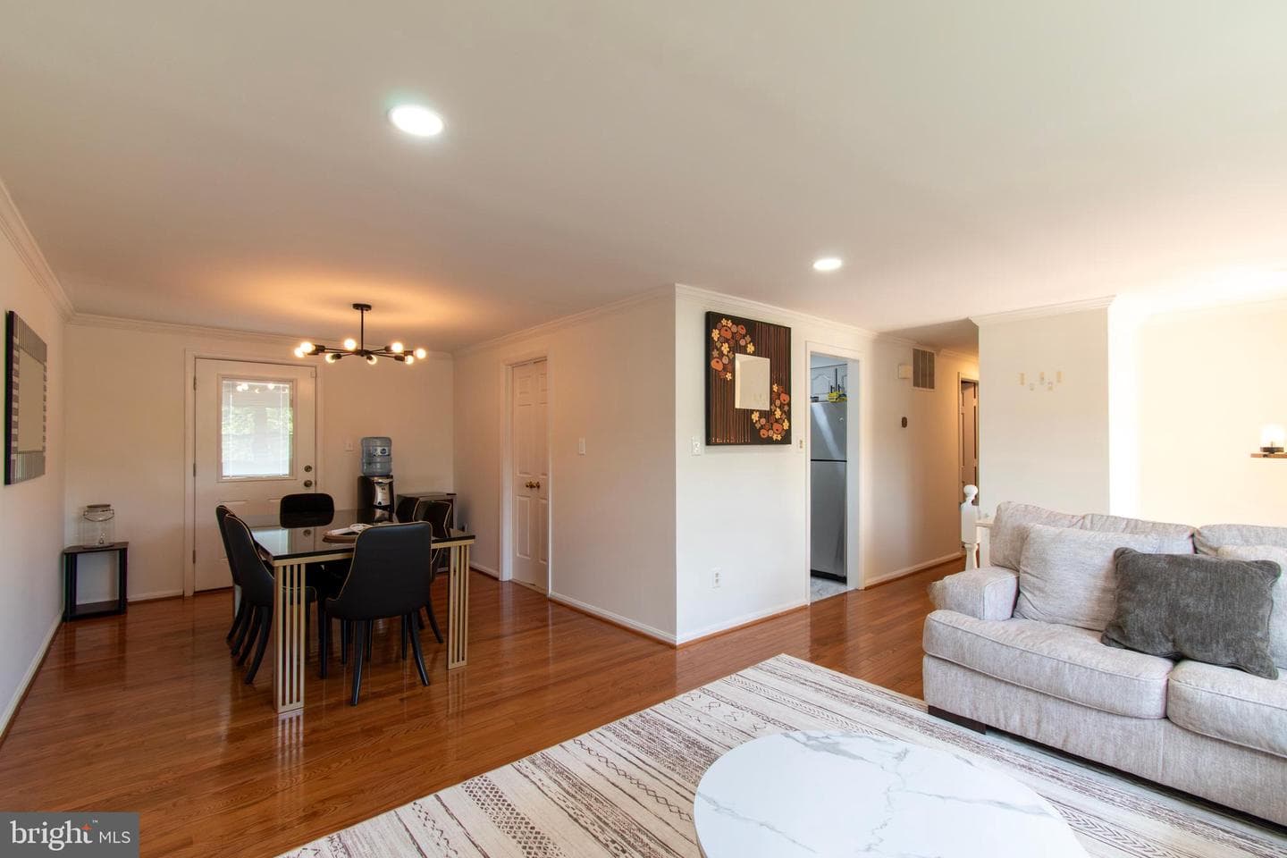9336 Burke Road photo 11