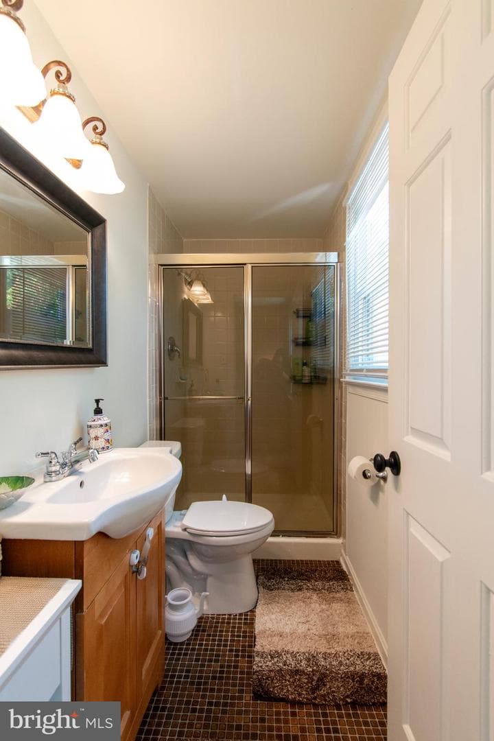 9336 Burke Road photo 20