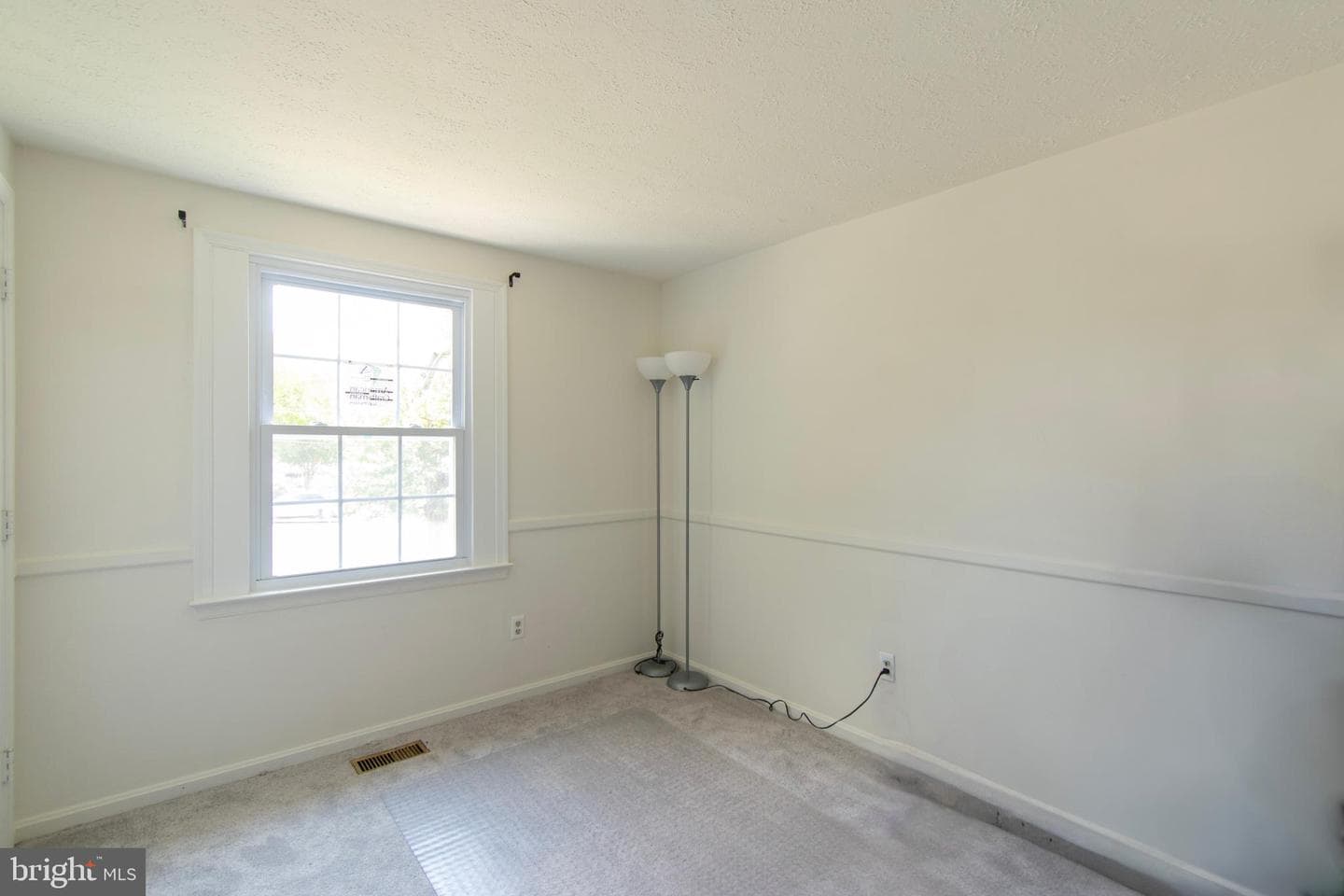 9336 Burke Road photo 23