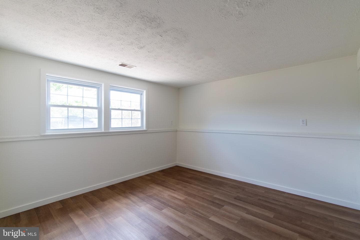 9336 Burke Road photo 28