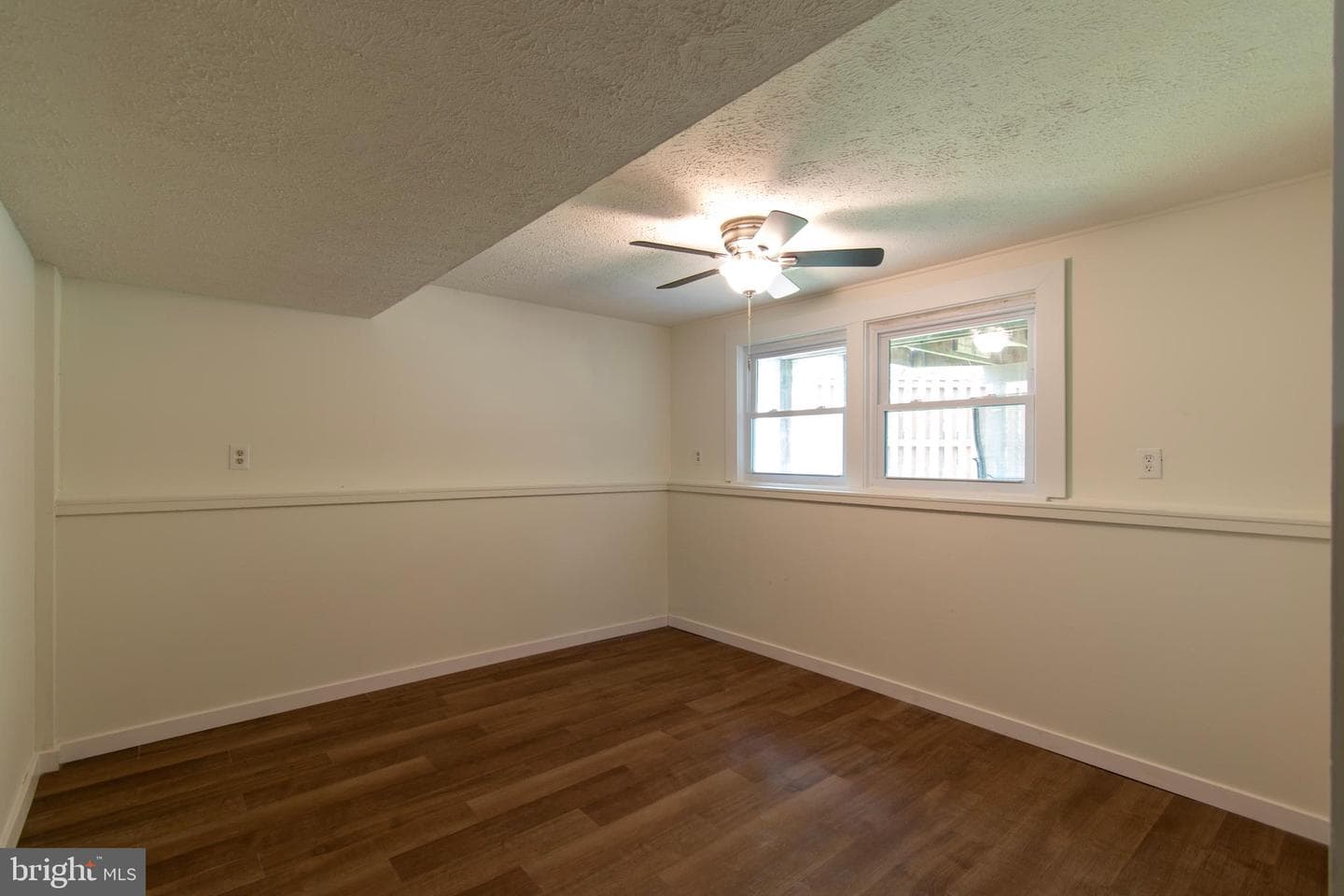 9336 Burke Road photo 31