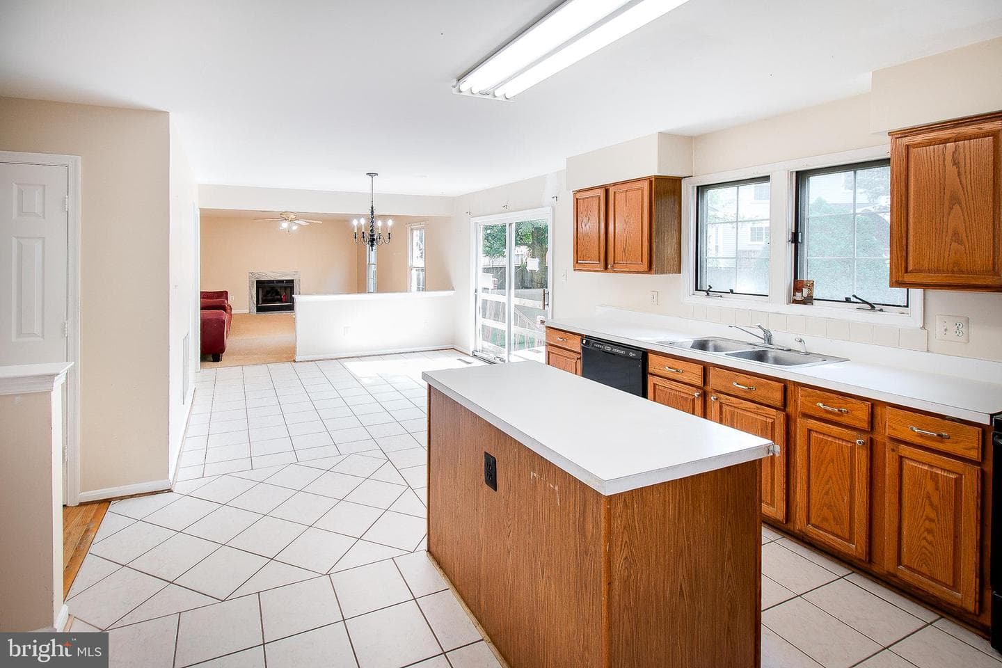 1507 Summerset Place photo 17