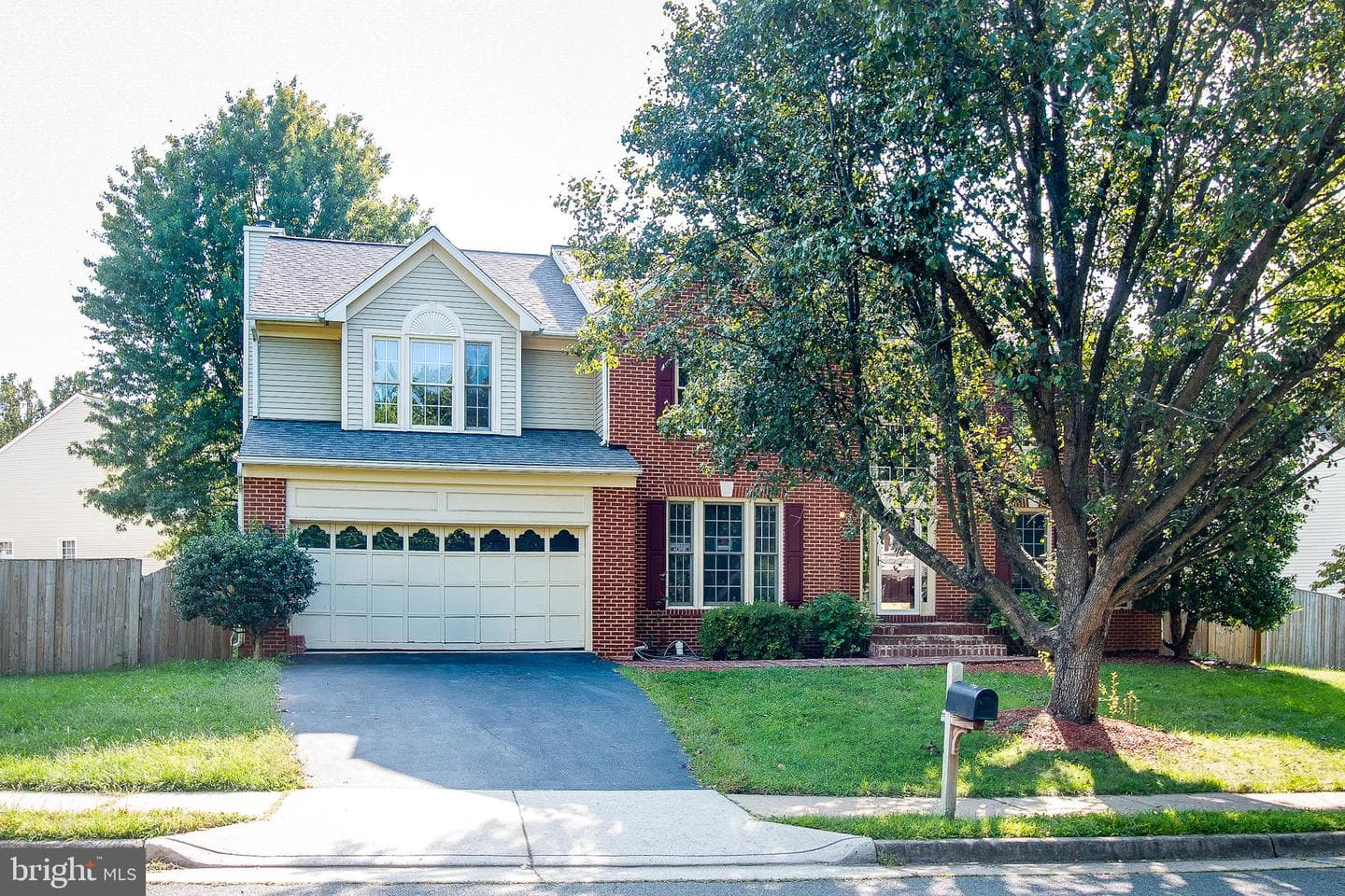 1507 Summerset Place photo 2