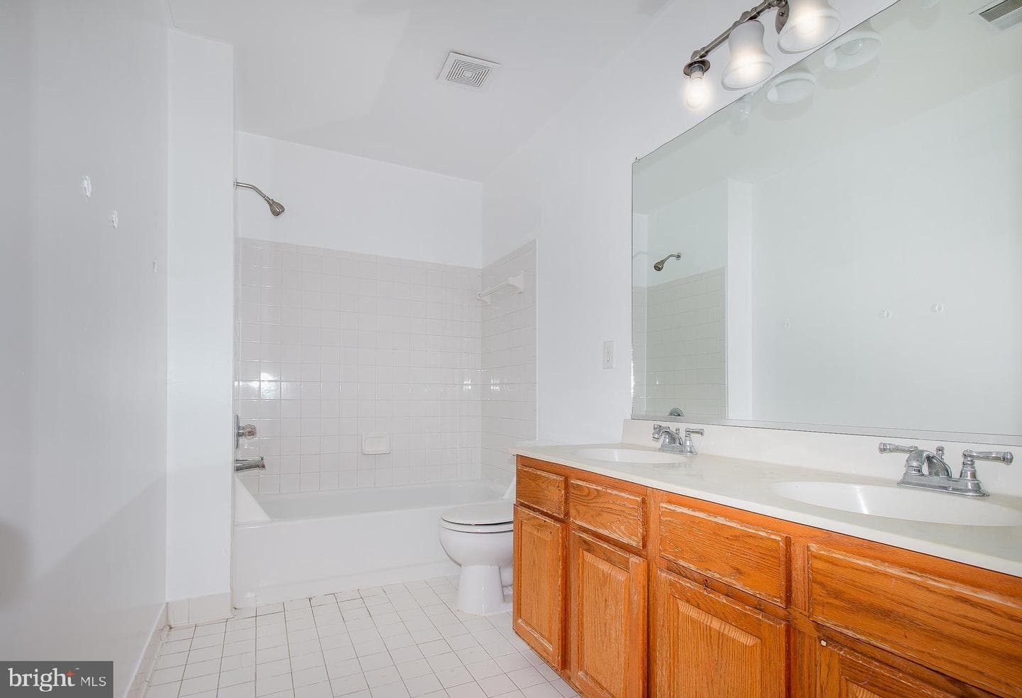 1507 Summerset Place photo 38