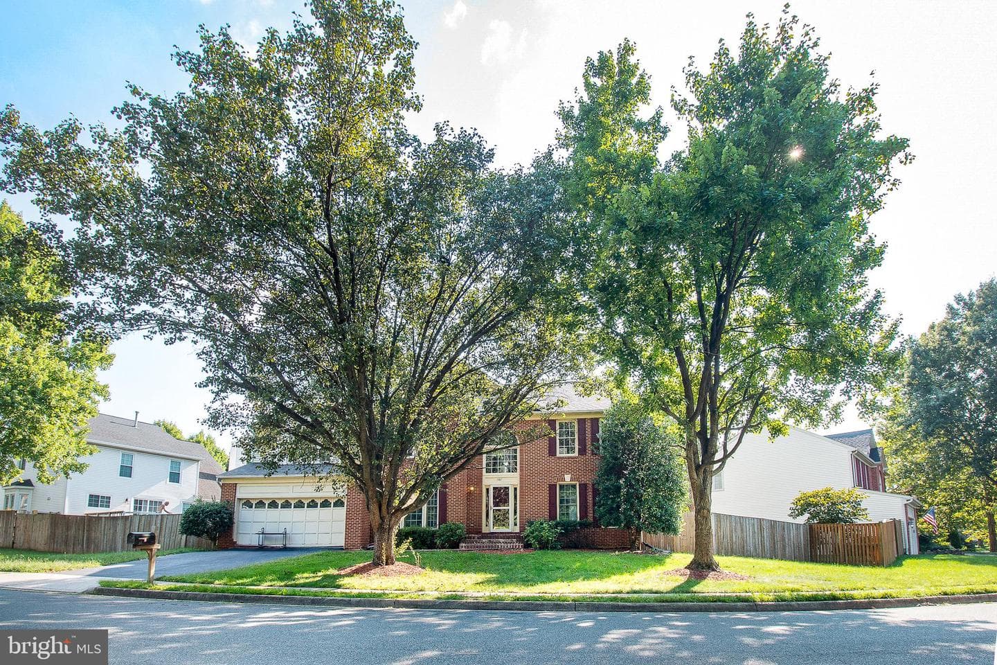 1507 Summerset Place photo 4