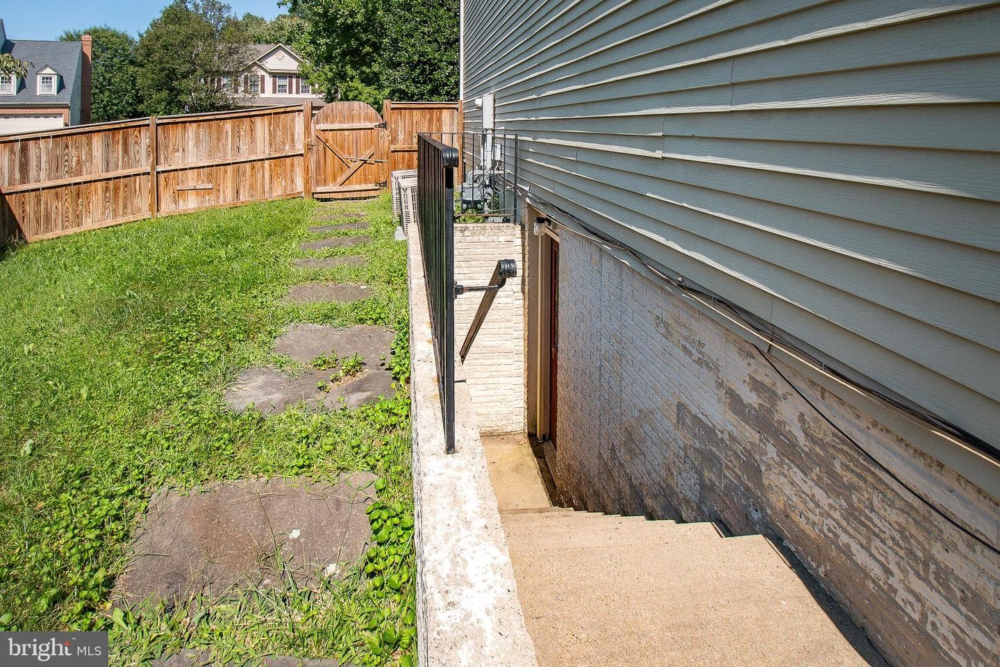 1507 Summerset Place photo 8