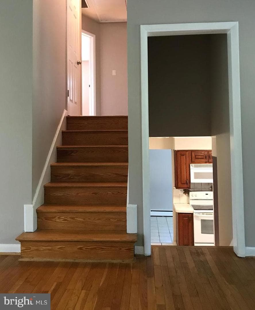 10209 Beach Mill Road photo 18