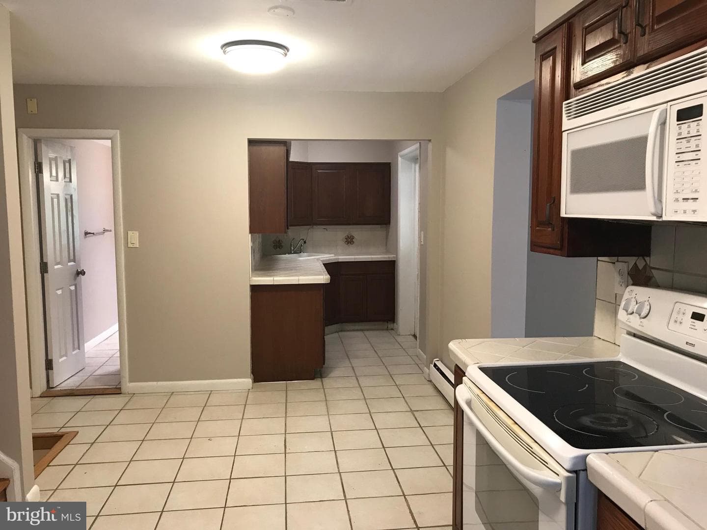 10209 Beach Mill Road photo 24
