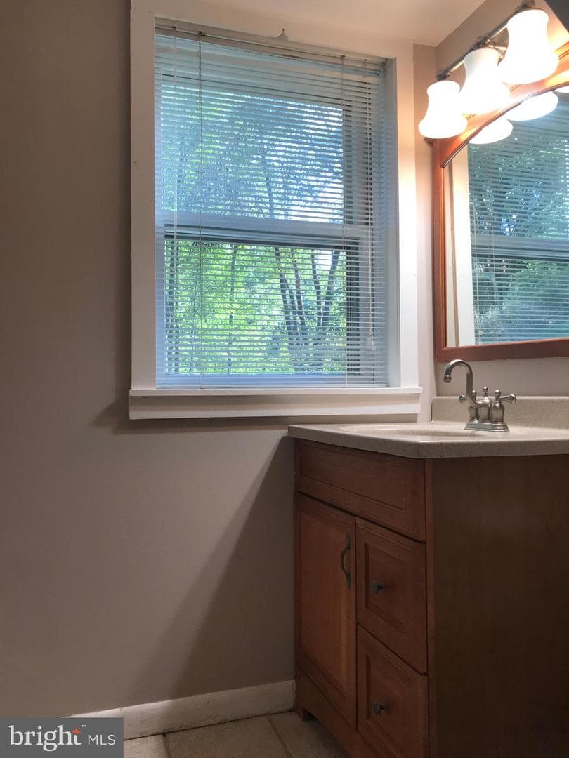 10209 Beach Mill Road photo 29