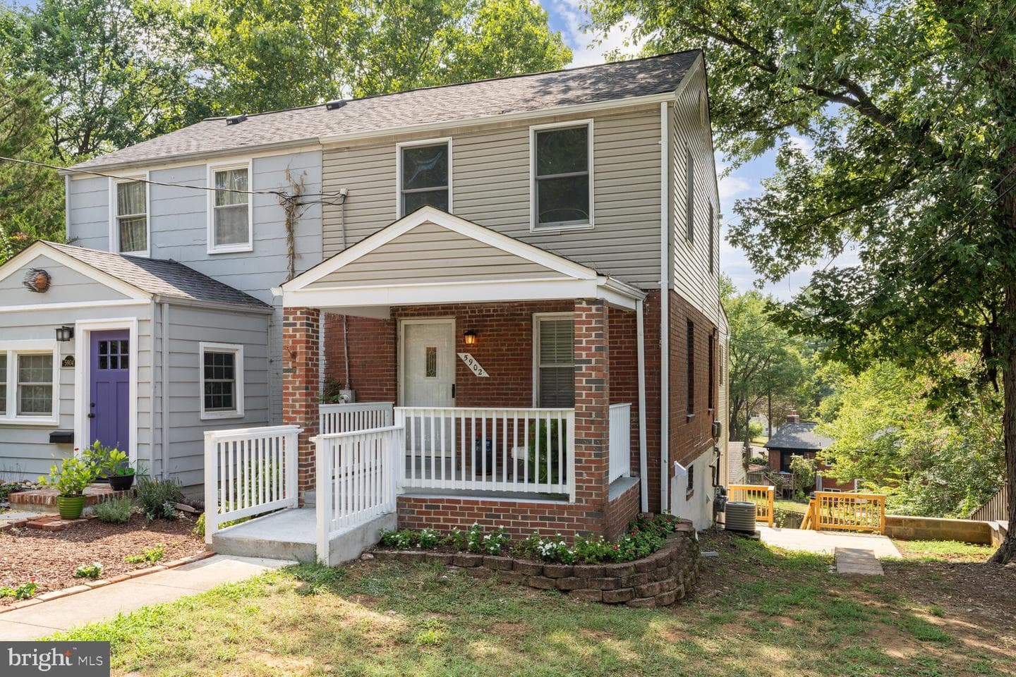 5902 Edgehill Drive photo 2