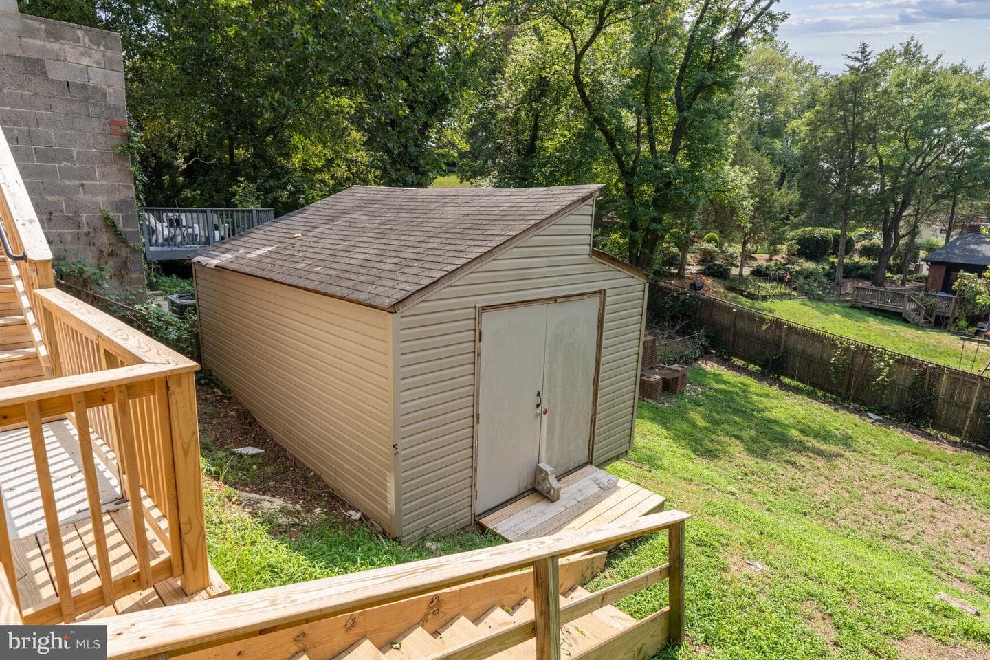5902 Edgehill Drive photo 29