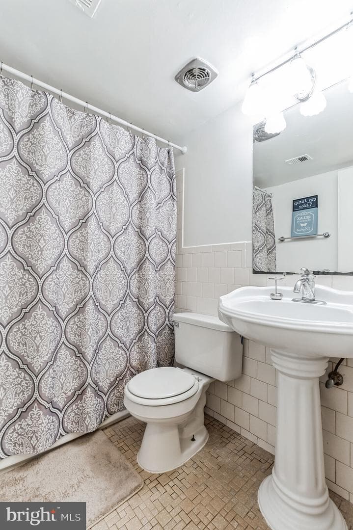 4915 Americana Drive #103 photo 12