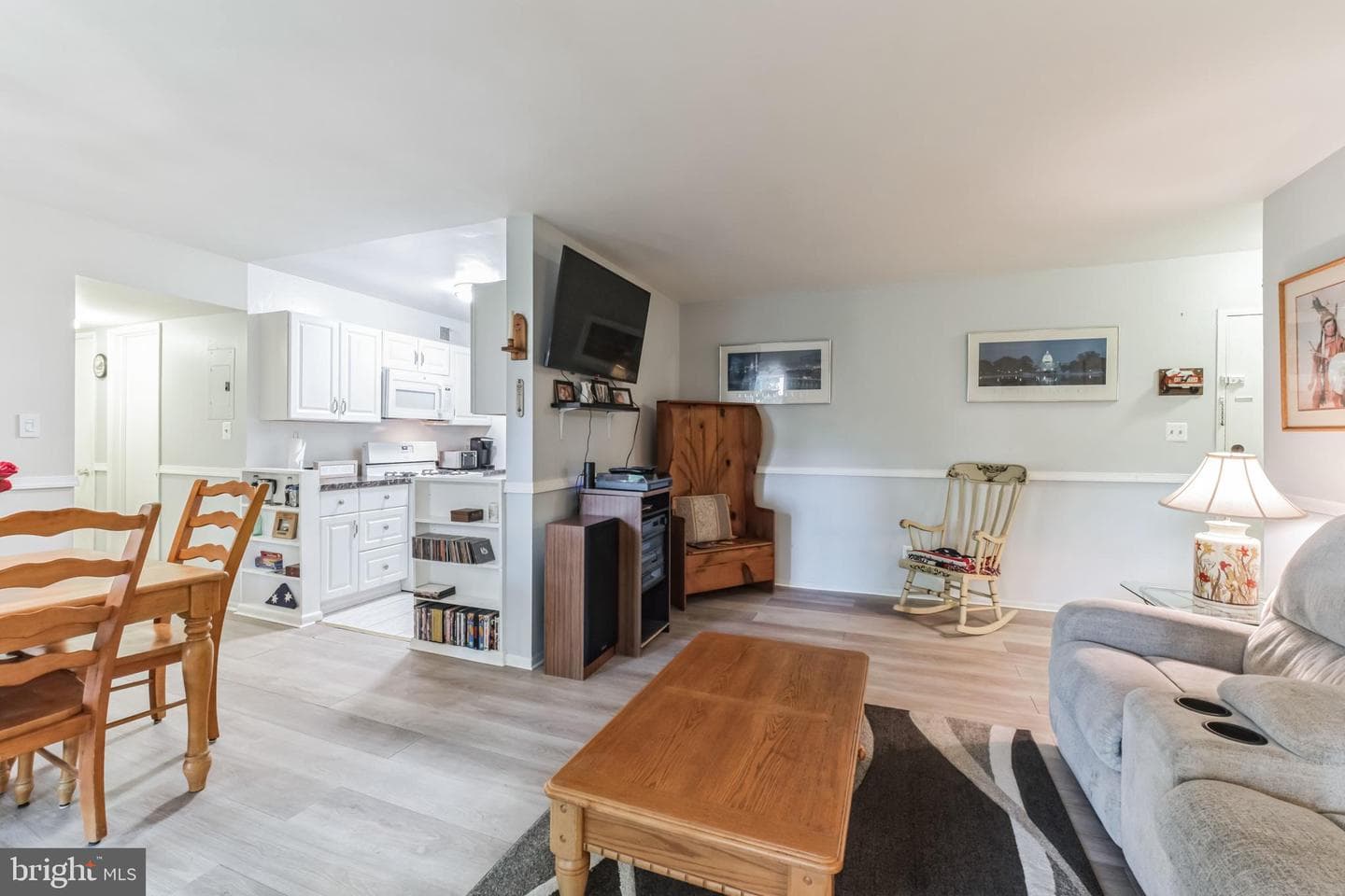 4915 Americana Drive #103 photo 6