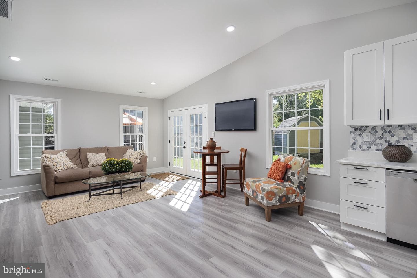 7123 Terry Lane photo 7