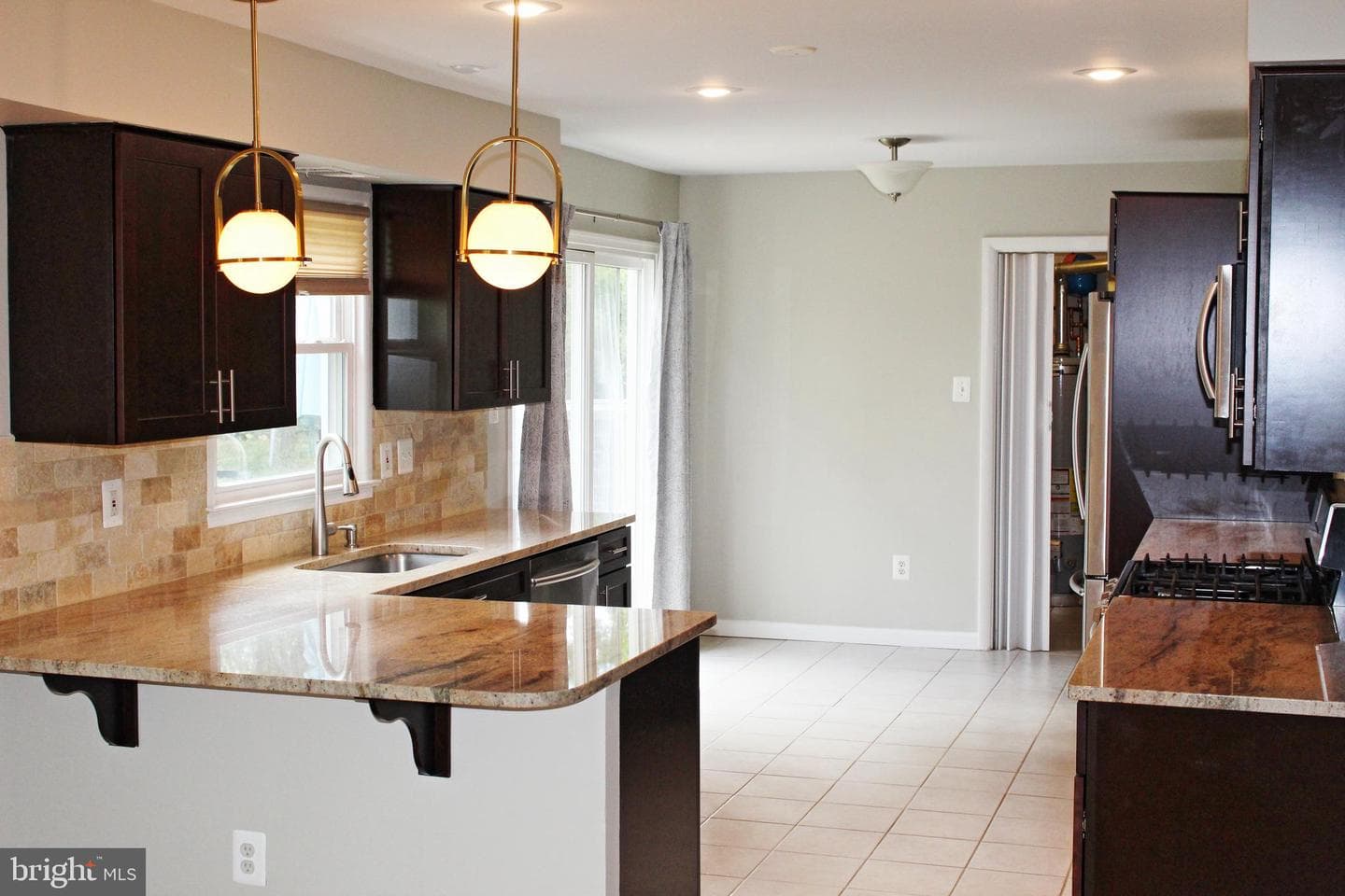 4138 Meadow Hill Lane photo 2