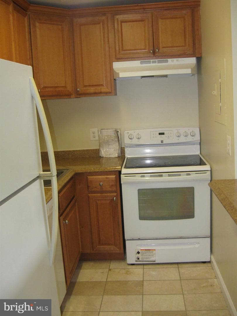 3101 S Manchester Street #613 photo 11
