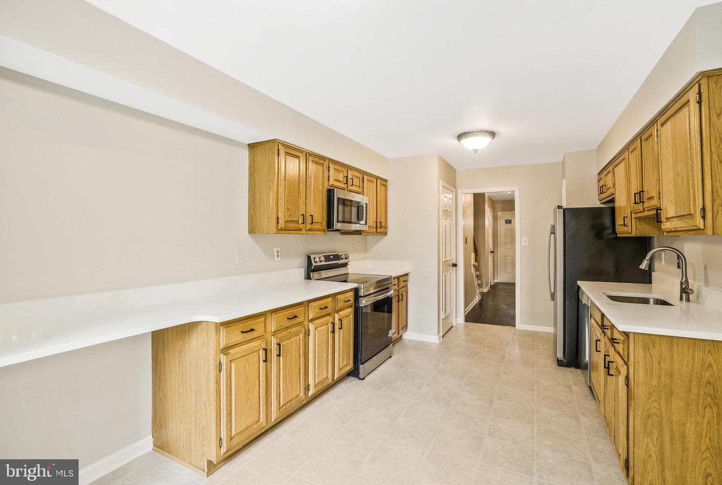 2131 Kings Mill Court photo 13