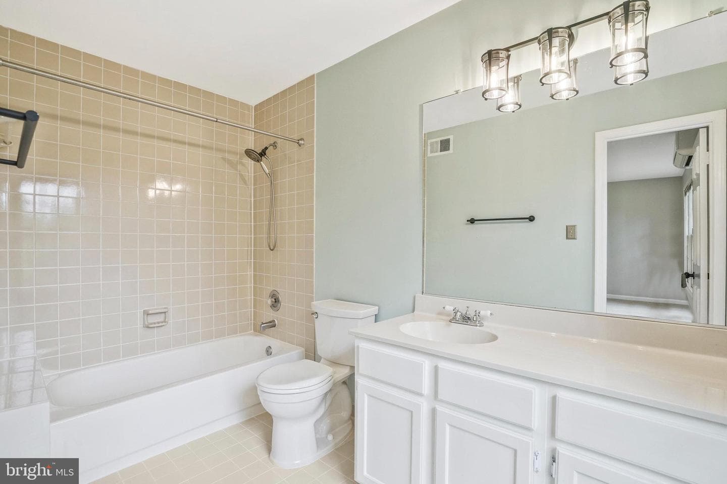 2131 Kings Mill Court photo 28