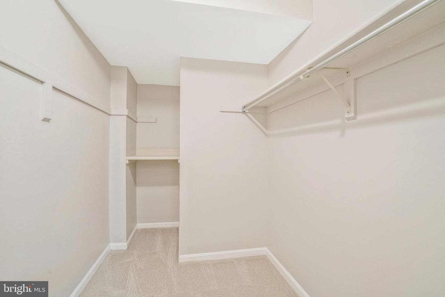 2131 Kings Mill Court photo 50