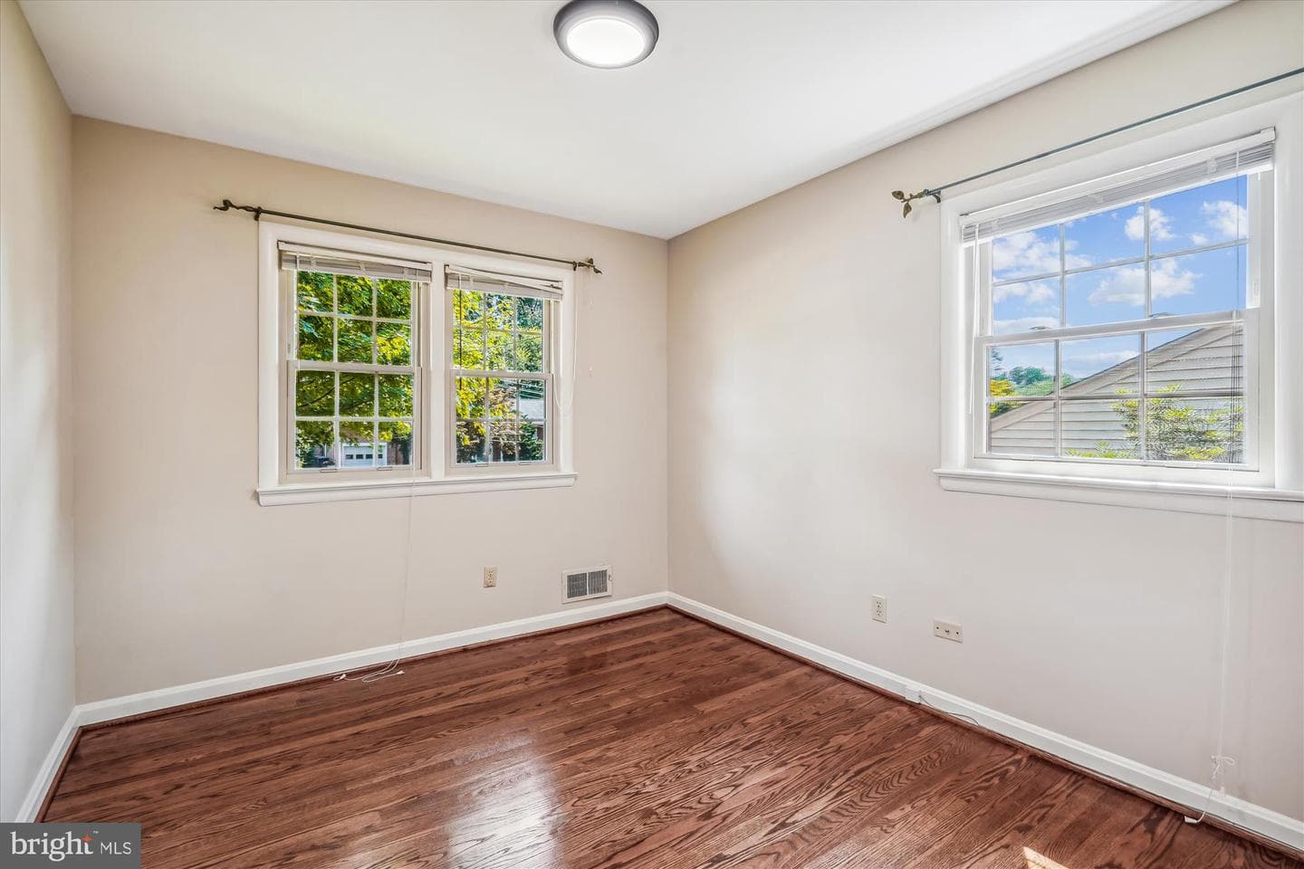 7420 Tower Street photo 24