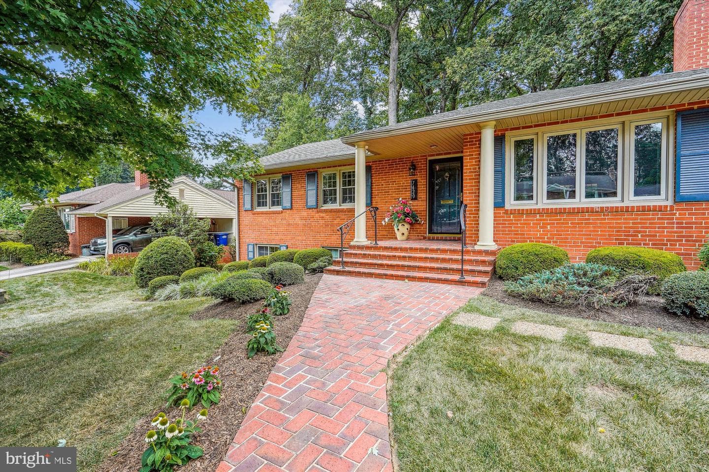 7420 Tower Street photo 3