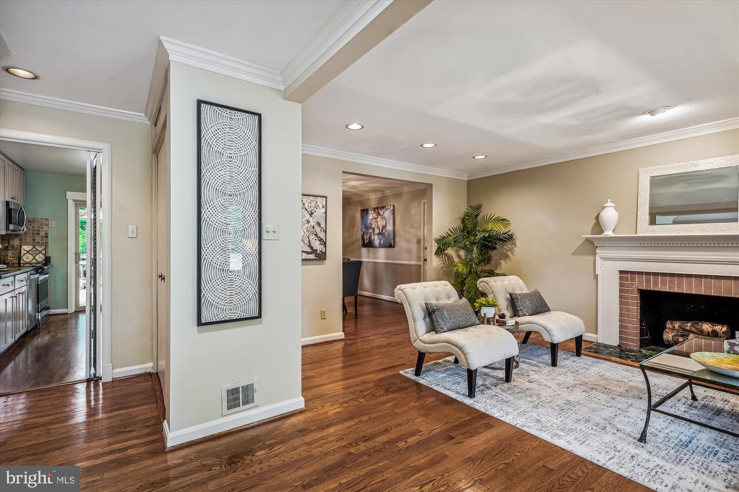 7420 Tower Street photo 6