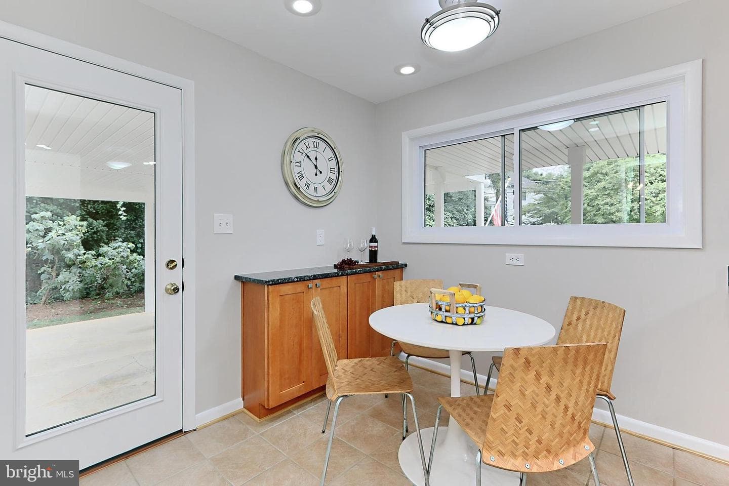 6534 Kerns Road photo 18