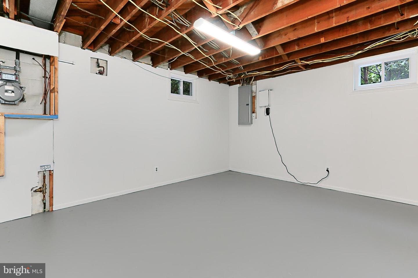 6534 Kerns Road photo 35