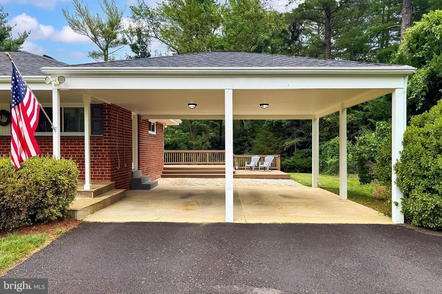 6534 Kerns Road photo 5