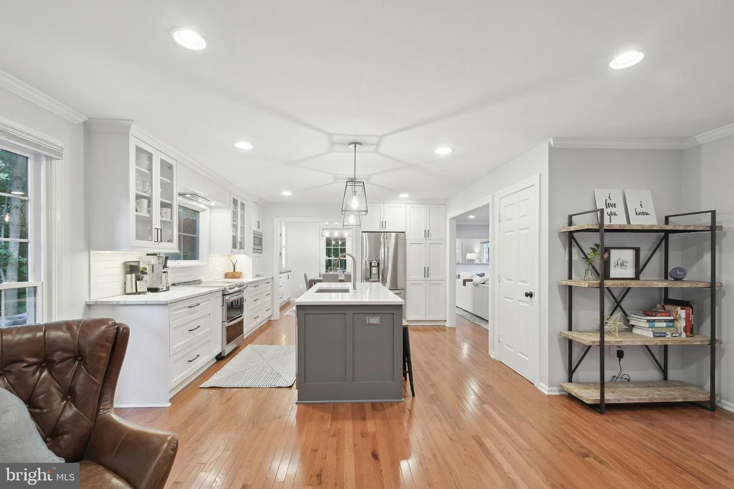 10710 Wynkoop Drive photo 4