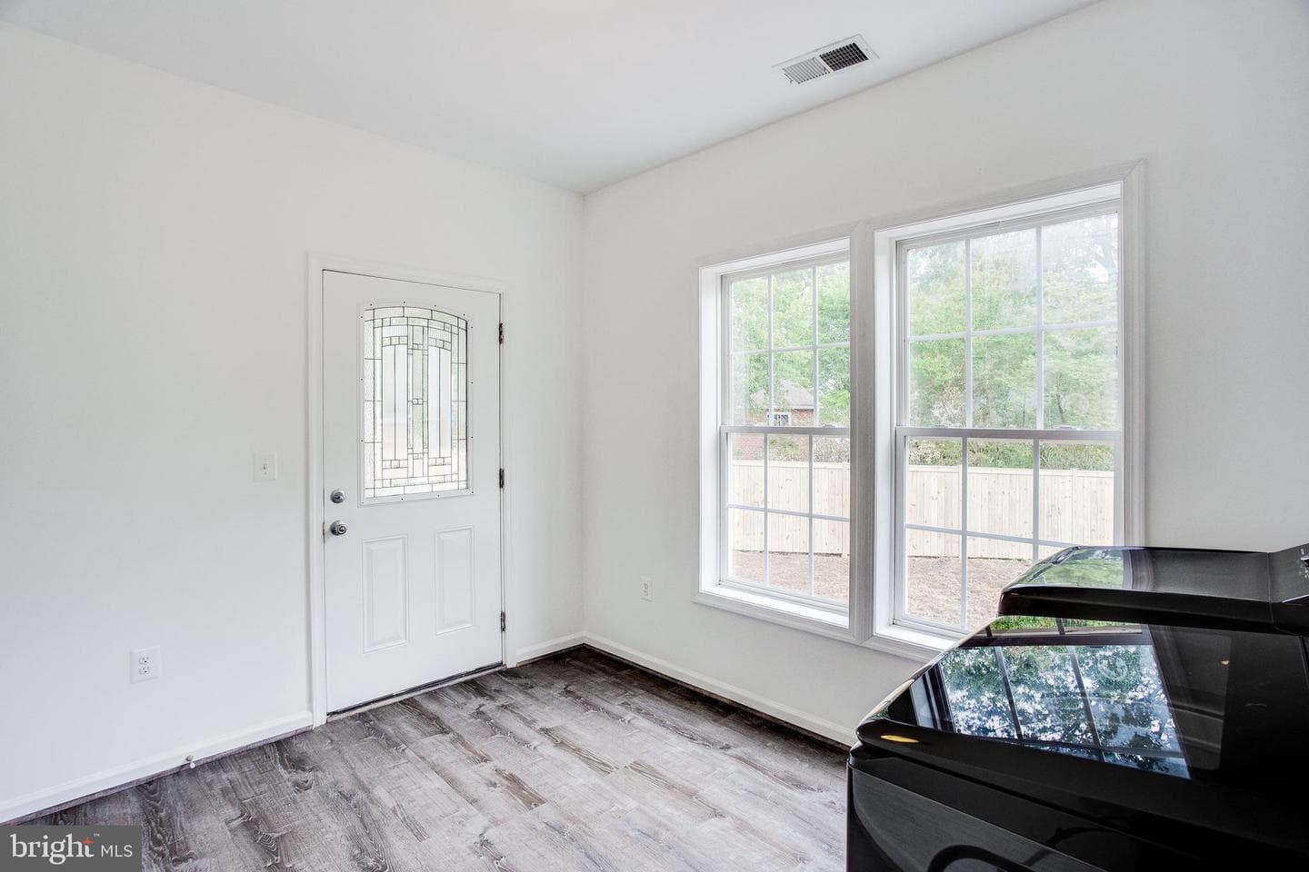 6003 Frederick Street photo 33