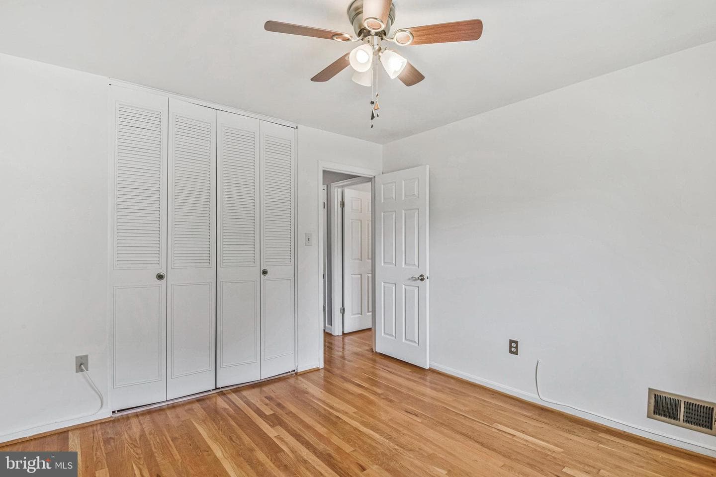 9813 Covent Court photo 19